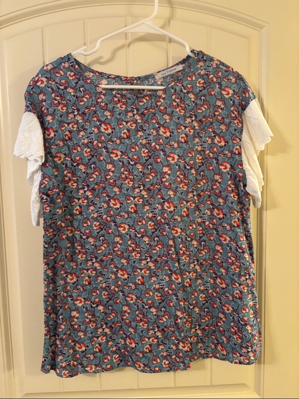 Ces Femme Blue Floral Blouse with White Lace Sleeves